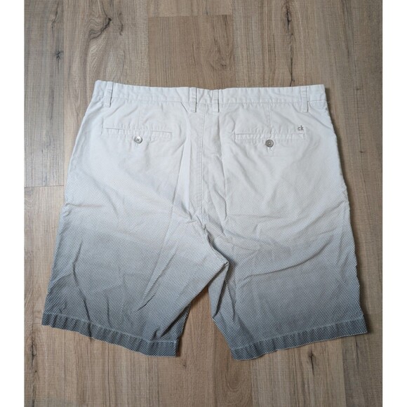 Calvin Klein Shorts Size 38 Ombre White Gray Gradient Pattern Cotton Casual Logo - Picture 2 of 10